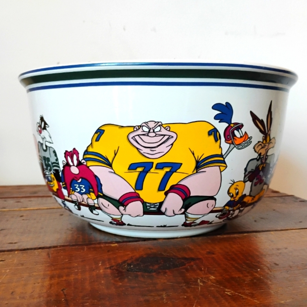 1993 ACME HOME WORKS FOOTBALL POPCORN BOWL WARNER BROS LOONEY TUNES